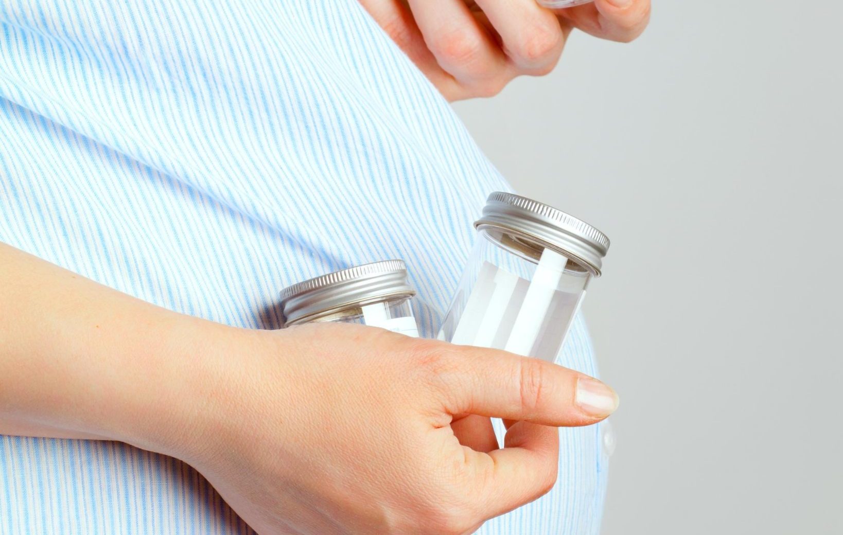 Elevated Pus Cells in Urine During Pregnancy: Reasons, Treatment and Home Remedies